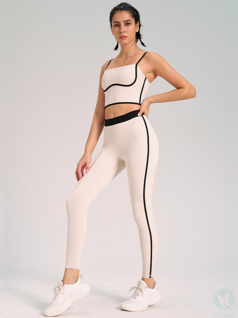 European and American Cross border Sports Yoga Set Two piece Bare Feel Double sided Matted Outdoor Running Fitness Strap Yoga Clothing