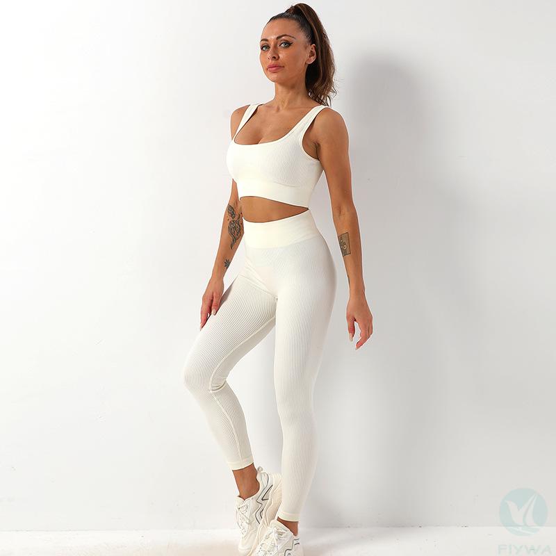 Women＇s reversible ribbed activity yoga suit breathable solid pattern elastic leggings bra wholesale